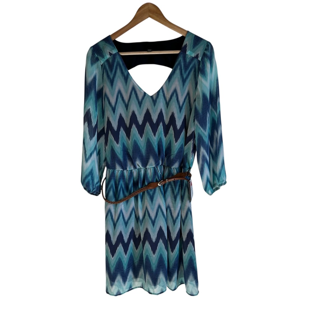 LN San Francisco Chevron Dress Cutout Back Long Sleeve‎ Sheath XL